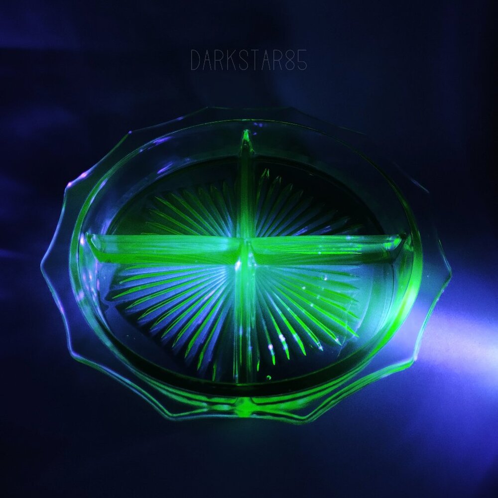 Vintage Depression Uranium Glass 12-Sided 4 Part Relish Dish